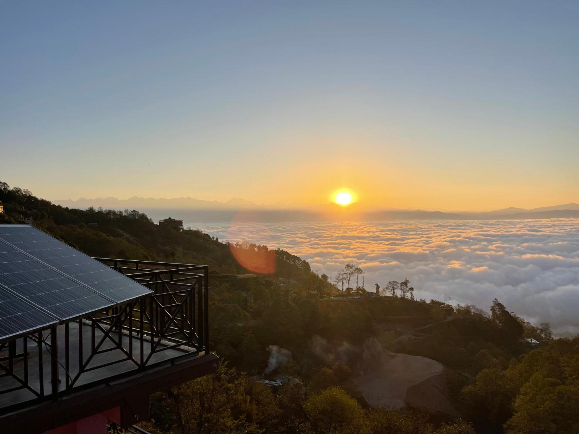 Hotel Everest Window View Nagarkot Exterior foto