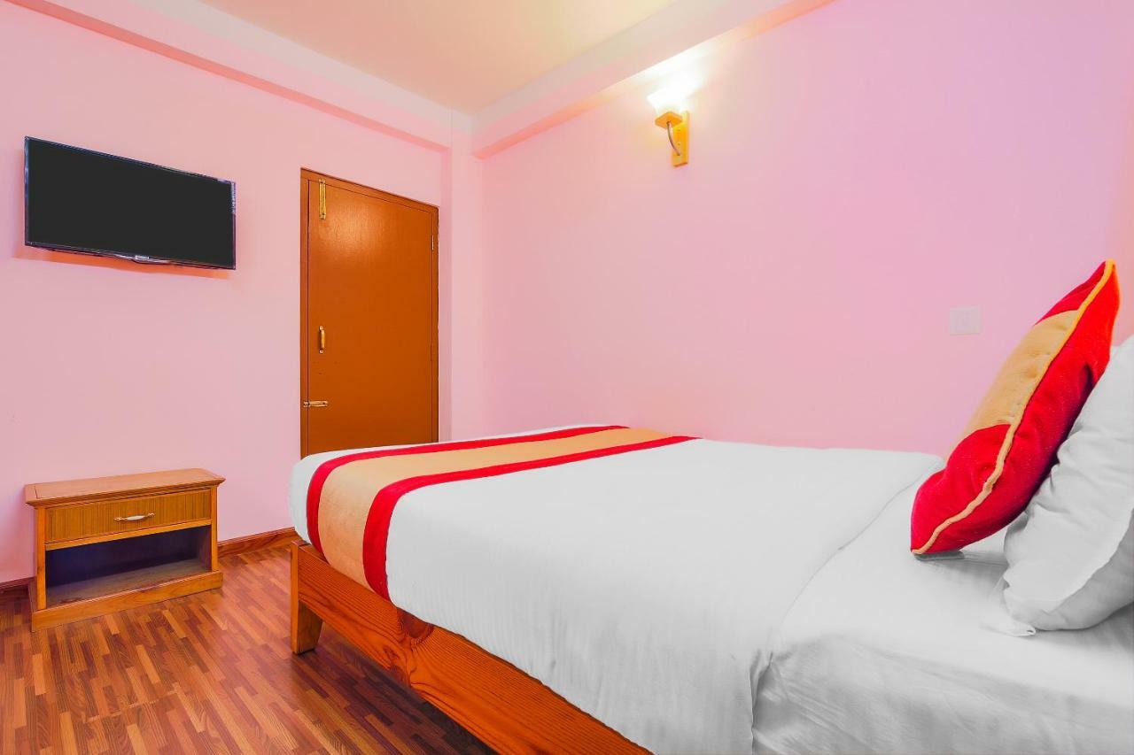 Hotel Everest Window View Nagarkot Exterior foto